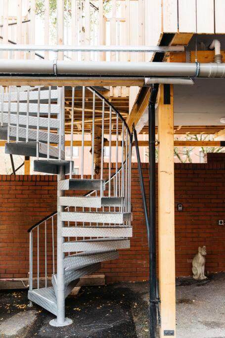 Appartamento Delores Eco-pod / Treehouse, Walk To Cabot Circus Bristol